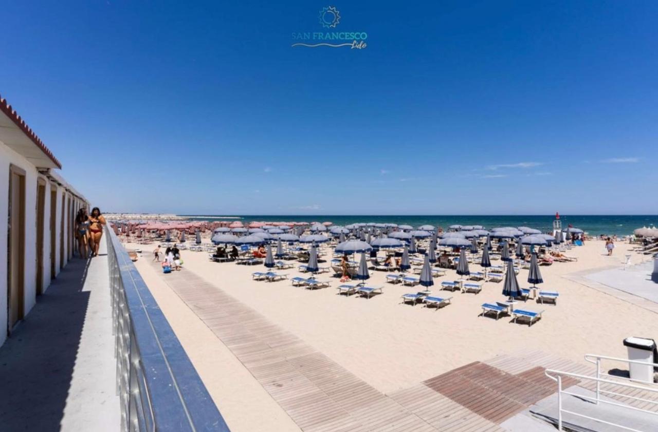 Adriatico HomeMare-Fiera-Centro Μπάρι Εξωτερικό φωτογραφία